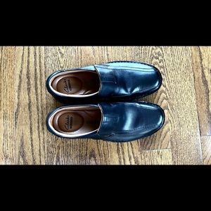 Clarks leather shoes NWT